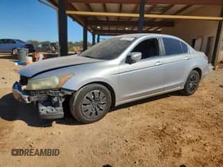 ✅ 2008 Honda Accord LX • VIN: 1HGCP26358A077525 • Lot: 86654955. Wystawiony na Copart z przebiegiem 145 053 mil. Bezpłatny archiwum sprzedaży aukcyjnych z USA i szczegółowy raport historii pojazdu na DreamBid. Zdjęcie 1.