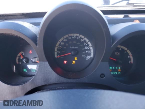 ✅ 2010 Dodge Nitro SE • VIN: 1D4PT2GK7AW112398 • Lot: 91642865. Wystawiony na Copart z przebiegiem 126 917 mil. Bezpłatny archiwum sprzedaży aukcyjnych z USA i szczegółowy raport historii pojazdu na DreamBid. Zdjęcie 9.