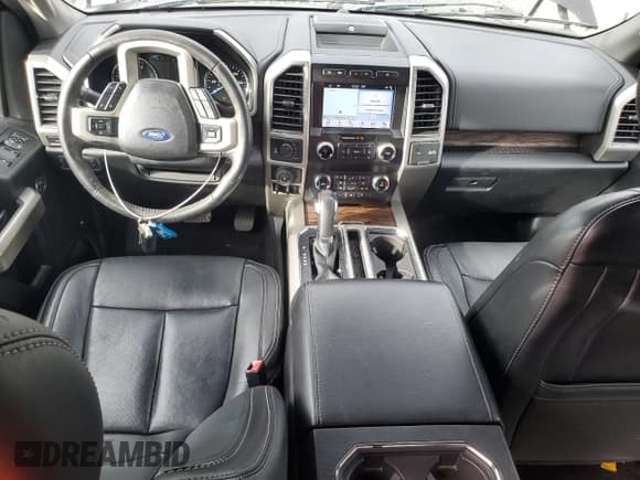 ✅ 2019 Ford F-150 Lariat • VIN: 1FTEW1E46KFB12436 • Lot: 82303195. Listed on Copart with 49,890 mi. Free auction sales archive from the USA and detailed vehicle history report at DreamBid. Image 8.