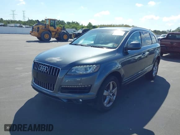 ✅ 2015 Audi Q7 Premium • VIN: WA1CGAFE8FD012636 • Lot: 43502132. Listed on IAAI with 61,291 mi. Free auction sales archive from the USA and detailed vehicle history report at DreamBid. Image 2.