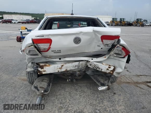 ✅ 2007 Mercury Milan Premier • VIN: 3MEHM081X7R621954 • Lot: 65579405. Wystawiony na Copart z przebiegiem 169 953 mil. Bezpłatny archiwum sprzedaży aukcyjnych z USA i szczegółowy raport historii pojazdu na DreamBid. Zdjęcie 6.