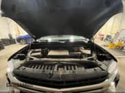 ✅ 2019 Chevrolet Silverado 1500 LT • VIN: 1GCUYDED5KZ107461 • Lot: 43249753. Wystawiony na IAAI z przebiegiem 149 327 mil. Bezpłatny archiwum sprzedaży aukcyjnych z USA i szczegółowy raport historii pojazdu na DreamBid. Zdjęcie 10.