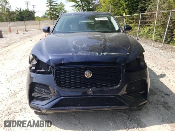 ✅ 2022 Jaguar F-Pace S • VIN: SADCJ2EX5NA698297 • Lot: 58748925. Listed on Copart with 46,525 mi. Free auction sales archive from the USA and detailed vehicle history report at DreamBid. Image 5.