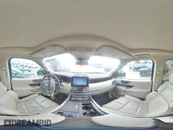 ✅ 2018 Lincoln Navigator Reserve • VIN: 5LMJJ2LT2JEL22378 • Лот: 80912995. Опубликован ранее на Copart с пробегом 133 621 миль. Бесплатный доступ к архиву аукционных продаж из США и подробный отчёт об истории автомобиля на DreamBid. Изображение 16.