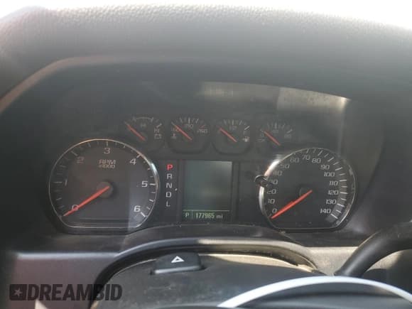 ✅ 2019 Chevrolet Silverado 1500 Work Truck • VIN: 2GCRCNEC0K1149840 • Lot: 81395505. Wystawiony na Copart z przebiegiem 177 965 mil. Bezpłatny archiwum sprzedaży aukcyjnych z USA i szczegółowy raport historii pojazdu na DreamBid. Zdjęcie 9.