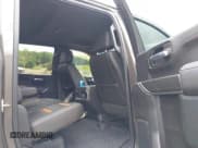 ✅ 2020 GMC Sierra 1500 AT4 • VIN: 1GTU9EET0LZ170690 • Lot: 43022407. Wystawiony na IAAI z przebiegiem 114 864 mil. Bezpłatny archiwum sprzedaży aukcyjnych z USA i szczegółowy raport historii pojazdu na DreamBid. Zdjęcie 8.