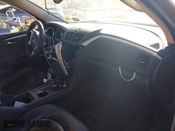 ✅ 2011 Chevrolet Traverse 2LT • VIN: 1GNKVJED4BJ212304 • Lot: 43468028. Listed on IAAI with 115,559 mi. Free auction sales archive from the USA and detailed vehicle history report at DreamBid. Image 5.