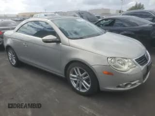 ✅ 2009 Volkswagen Eos Lux • VIN: WVWFA71F29V007082 • Lot: 82455165. Wystawiony na Copart z przebiegiem 135 064 mil. Bezpłatny archiwum sprzedaży aukcyjnych z USA i szczegółowy raport historii pojazdu na DreamBid. Zdjęcie 4.