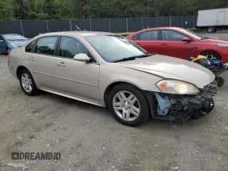 2010 Chevrolet Impala LT z VIN 2G1WB5EK1A1221679, wystawiony jako Copart lot #84594155 z przebiegiem 104 917 mil mil oraz Szkoda całkowita • Salvage title. Historia ofert i sprzedaży dostępna na DreamBid. Obrazek 4.