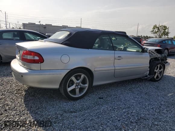 ✅ 2004 Volvo C70 • VIN: YV1NC62D04J062864 • Lot: 50245015. Wystawiony na Copart z przebiegiem 32 552 mil. Bezpłatny archiwum sprzedaży aukcyjnych z USA i szczegółowy raport historii pojazdu na DreamBid. Zdjęcie 3.