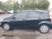 ✅ 2016 Toyota Prius One • VIN: JTDKDTB36G1589422 • Лот: 41883878. Опубликован ранее на IAAI с пробегом 121 791 миль. Бесплатный доступ к архиву аукционных продаж из США и подробный отчёт об истории автомобиля на DreamBid. Изображение 14.