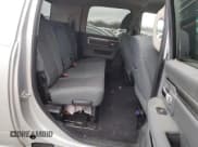 ✅ 2018 Ram 2500 Big Horn • VIN: 3C6UR5MJ1JG102774 • Lot: 85243574. Wystawiony na Copart z przebiegiem 112 579 mil. Bezpłatny archiwum sprzedaży aukcyjnych z USA i szczegółowy raport historii pojazdu na DreamBid. Zdjęcie 10.