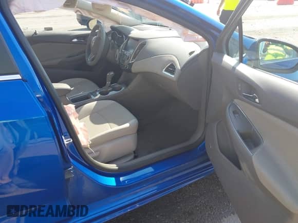 2017 Chevrolet Cruze LT with VIN 1G1BE5SM1H7174470, listed as a IAAI auction lot 43209790 with 73,665 mi miles and . Bid and sale history available at DreamBid. Image 5.