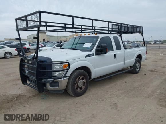 ✅ 2014 Ford F-250 XL • VIN: 1FT7X2A67EEB40470 • Lot: 43844580. Listed on IAAI with 177,337 mi. Free auction sales archive from the USA and detailed vehicle history report at DreamBid. Image 18.