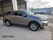 ✅ 2019 Kia Sorento LX • VIN: 5XYPG4A35KG471200 • Лот: 90474615. Опубликован ранее на Copart с пробегом 122 849 миль. Бесплатный доступ к архиву аукционных продаж из США и подробный отчёт об истории автомобиля на DreamBid. Изображение 4.