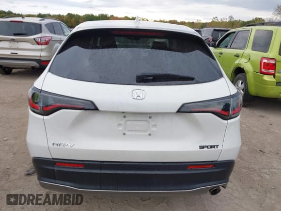 ✅ 2024 Honda HR-V Sport • VIN: 3CZRZ2H50RM770289 • Lot: 43457780. Listed on IAAI with 34,572 mi. Free auction sales archive from the USA and detailed vehicle history report at DreamBid. Image 16.