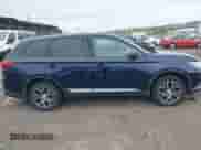 2017 Mitsubishi Outlander ES с VIN JA4AZ2A36HZ049851, выставлен на аукционе IAAI как лот 43210152 с пробегом 160 569 миль миль и . История ставок и продаж доступна на DreamBid. Изображение 13.