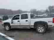 2004 Chevrolet Silverado 1500 Z71 with VIN 2GCEK13T741427729, listed as a IAAI auction lot 41238310 with 151,978 mi miles and . Bid and sale history available at DreamBid. Image 14.