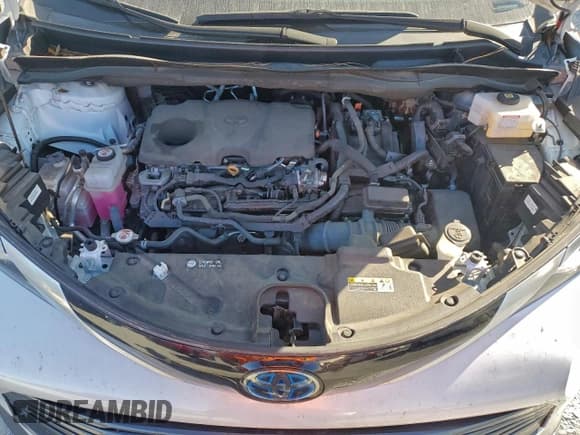 ✅ 2022 Toyota Sienna Platinum • VIN: 5TDERKEC7NS125270 • Лот: 90364455. Опубликован ранее на Copart с пробегом 87 728 миль. Бесплатный доступ к архиву аукционных продаж из США и подробный отчёт об истории автомобиля на DreamBid. Изображение 12.