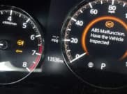 ✅ 2023 Mazda 3 S Select • VIN: 3MZBPABM2PM354066 • Lot: 41339983. Wystawiony na IAAI z przebiegiem 13 536 mil. Bezpłatny archiwum sprzedaży aukcyjnych z USA i szczegółowy raport historii pojazdu na DreamBid. Zdjęcie 15.