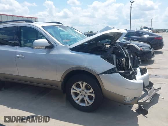 2012 Hyundai Veracruz Limited с VIN KM8NU4CC7CU185180, выставлен на аукционе IAAI как лот 43083465 с пробегом 173 074 миль миль и . История ставок и продаж доступна на DreamBid. Изображение 17.