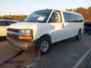 ✅ 2014 Chevrolet Express Passenger LT • VIN: 1GAZG1FG4E1185922 • Lot: 43744687. Wystawiony na IAAI z przebiegiem 135 516 mil. Bezpłatny archiwum sprzedaży aukcyjnych z USA i szczegółowy raport historii pojazdu na DreamBid. Zdjęcie 22.