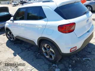 2022 Hyundai Venue SEL with VIN KMHRC8A38NU166803, listed as a IAAI auction lot 43095986 with 69,573 mi miles and . Bid and sale history available at DreamBid. Image 3.