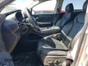 ✅ 2023 Hyundai Santa Fe XRT • VIN: 5NMS64AJ7PH501208 • Lot: 44110774. Wystawiony na Copart z przebiegiem 18 410 mil. Bezpłatny archiwum sprzedaży aukcyjnych z USA i szczegółowy raport historii pojazdu na DreamBid. Zdjęcie 7.