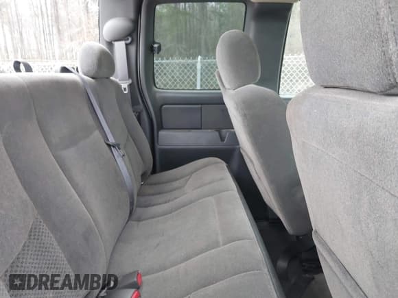 ✅ 2006 Chevrolet Silverado 2500HD LT2 • VIN: 1GCHK29U66E147563 • Лот: 41794770. Опубликован ранее на IAAI с пробегом 107 526 миль. Бесплатный доступ к архиву аукционных продаж из США и подробный отчёт об истории автомобиля на DreamBid. Изображение 8.