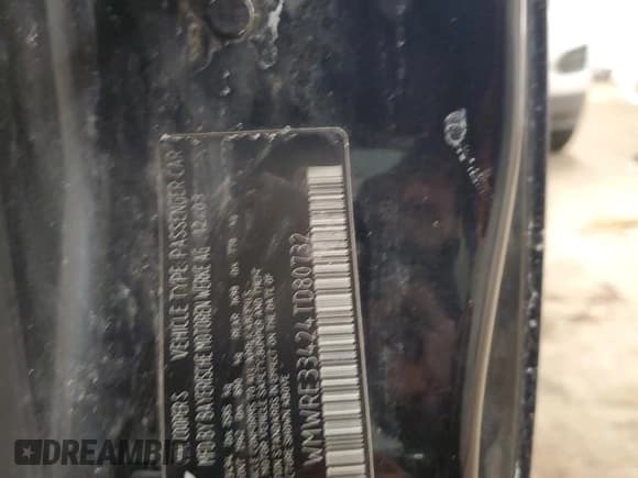 ✅ 2004 MINI Hardtop S • VIN: WMWRE33424TD80732 • Lot: 43086035. Listed on Copart with 160,928 mi. Free auction sales archive from the USA and detailed vehicle history report at DreamBid. Image 12.