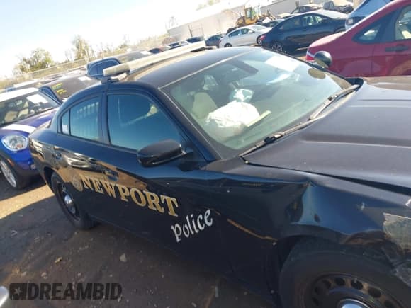 ✅ 2016 Dodge Charger Police • VIN: 2C3CDXKT4GH357662 • Лот: 43435071. Опубликован ранее на IAAI с пробегом 77 615 миль. Бесплатный доступ к архиву аукционных продаж из США и подробный отчёт об истории автомобиля на DreamBid. Изображение 14.