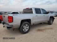 ✅ 2017 Chevrolet Silverado 1500 LT • VIN: 3GCUKREC8HG298775 • Лот: 86520325. Опубликован ранее на Copart с пробегом 233 231 миль. Бесплатный доступ к архиву аукционных продаж из США и подробный отчёт об истории автомобиля на DreamBid. Изображение 3.
