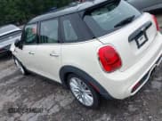 ✅ 2015 MINI Hardtop 4 Door S • VIN: WMWXU3C52F2B56856 • Lot: 42307964. Wystawiony na IAAI z przebiegiem 41 669 mil. Bezpłatny archiwum sprzedaży aukcyjnych z USA i szczegółowy raport historii pojazdu na DreamBid. Zdjęcie 3.