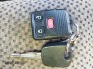 ✅ 2002 Ford F-150 XLT • VIN: 1FTRW07642KD38282 • Lot: 43599357. Listed on IAAI with 184,938 mi. Free auction sales archive from the USA and detailed vehicle history report at DreamBid. Image 11.