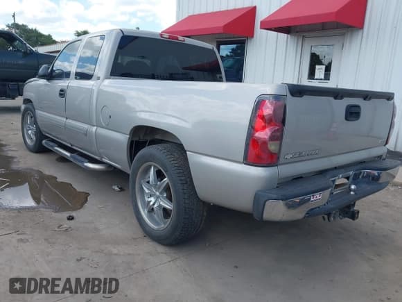 ✅ 2007 Chevrolet Silverado 1500 LT1 • VIN: 1GCEC19T37Z116475 • Lot: 42523695. Listed on IAAI with 126,733 mi. Free auction sales archive from the USA and detailed vehicle history report at DreamBid. Image 3.