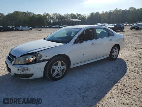 2014 Chevrolet Impala Police Police with VIN 2G1WD5E39E1109754, listed as a Copart auction lot 74425204 with 171,171 mi miles and Salvage title. Bid and sale history available at DreamBid. Image 1.