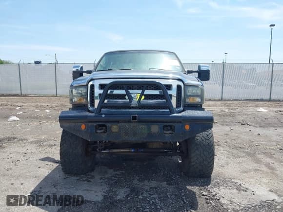 ✅ 2005 Ford F-250 XL • VIN: 1FTSW21P75EC79181 • Lot: 42098923. Listed on IAAI with 198,999 mi. Free auction sales archive from the USA and detailed vehicle history report at DreamBid. Image 12.