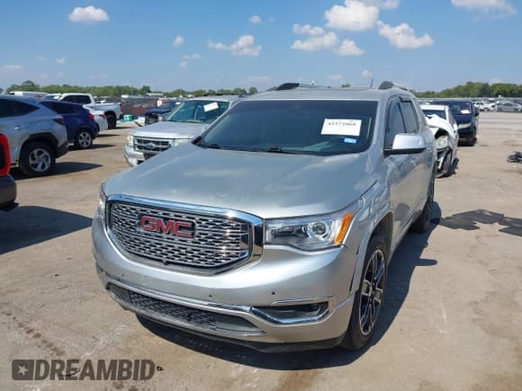 ✅ 2019 GMC Acadia Denali • VIN: 1GKKNPLSXKZ259792 • Лот: 43372068. Опубликован ранее на IAAI с пробегом 86 229 миль. Бесплатный доступ к архиву аукционных продаж из США и подробный отчёт об истории автомобиля на DreamBid. Изображение 2.