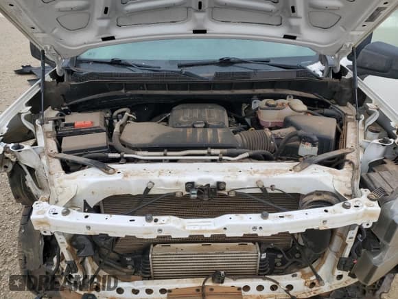 ✅ 2022 Chevrolet Silverado 1500 • VIN: 1GCPYAEK3NZ167415 • Лот: 85258504. Опубликован ранее на Copart с пробегом 49 540 миль. Бесплатный доступ к архиву аукционных продаж из США и подробный отчёт об истории автомобиля на DreamBid. Изображение 11.