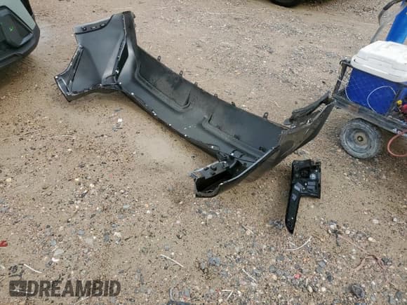 ✅ 2024 Subaru Solterra Premium • VIN: JTMABABAXRA064435 • Lot: 60613575. Listed on Copart with 5,407 mi. Free auction sales archive from the USA and detailed vehicle history report at DreamBid. Image 13.