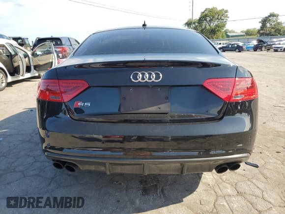 ✅ 2014 Audi S5 Premium Plus • VIN: WAUCGAFR8EA053757 • Lot: 67725284. Listed on Copart with 94,412 mi. Free auction sales archive from the USA and detailed vehicle history report at DreamBid. Image 6.