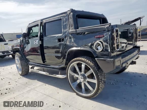✅ 2005 Hummer H2 SUT • VIN: 5GRGN22U95H112508 • Лот: 65319915. Опубликован ранее на Copart с пробегом Не указан. Бесплатный доступ к архиву аукционных продаж из США и подробный отчёт об истории автомобиля на DreamBid. Изображение 2.