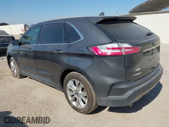 ✅ 2020 Ford Edge Titanium • VIN: 2FMPK3K9XLBA98670 • Lot: 43331908. Wystawiony na IAAI z przebiegiem 71 106 mil. Bezpłatny archiwum sprzedaży aukcyjnych z USA i szczegółowy raport historii pojazdu na DreamBid. Zdjęcie 3.