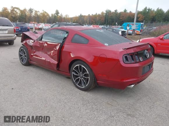 ✅ 2014 Ford Mustang GT Premium • VIN: 1ZVBP8CF1E5290761 • Лот: 43532888. Опубликован ранее на IAAI с пробегом Не указан. Бесплатный доступ к архиву аукционных продаж из США и подробный отчёт об истории автомобиля на DreamBid. Изображение 3.