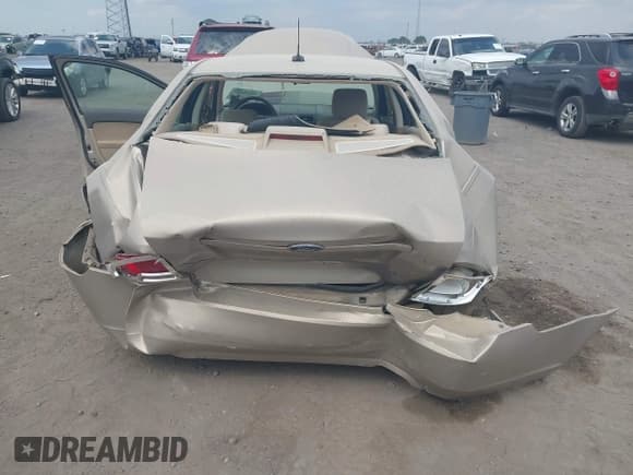 ✅ 2007 Ford Fusion S • VIN: 3FAHP06ZX7R216801 • Lot: 43238493. Listed on IAAI with 209,965 mi. Free auction sales archive from the USA and detailed vehicle history report at DreamBid. Image 6.