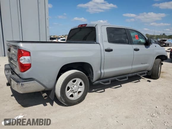 ✅ 2019 Toyota Tundra SR5 • VIN: 5TFEM5F10KX141846 • Lot: 52409245. Listed on Copart with 124,761 mi. Free auction sales archive from the USA and detailed vehicle history report at DreamBid. Image 3.