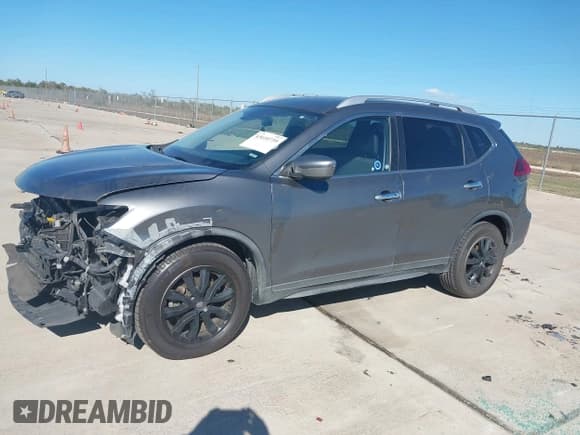✅ 2019 Nissan Rogue SV • VIN: KNMAT2MT1KP529429 • Lot: 43610739. Listed on IAAI with 145,700 mi. Free auction sales archive from the USA and detailed vehicle history report at DreamBid. Image 2.