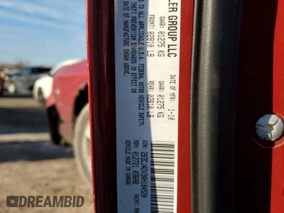 ✅ 2010 Dodge Challenger SE • VIN: 2B3CJ4DV3AH184520 • Lot: 46683115. Wystawiony na Copart z przebiegiem 176 508 mil. Bezpłatny archiwum sprzedaży aukcyjnych z USA i szczegółowy raport historii pojazdu na DreamBid. Zdjęcie 12.