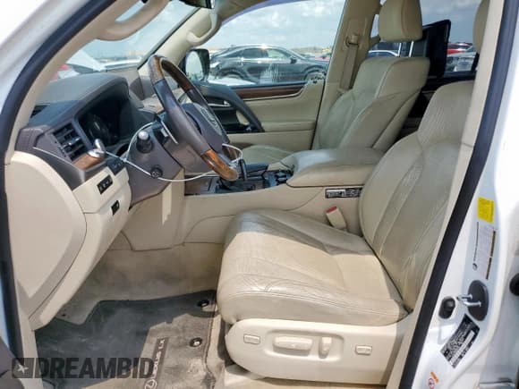 ✅ 2017 Lexus LX 570 • VIN: JTJHY7AX6H4226741 • Лот: 66945125. Опубликован ранее на Copart с пробегом 151 350 миль. Бесплатный доступ к архиву аукционных продаж из США и подробный отчёт об истории автомобиля на DreamBid. Изображение 7.