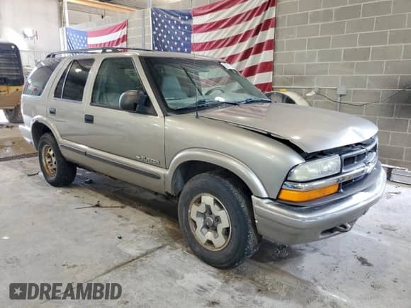 ✅ 2004 Chevrolet Blazer LS • VIN: 1GNDT13X84K112313 • Lot: 62817553. Wystawiony na Copart z przebiegiem 156 427 mil. Bezpłatny archiwum sprzedaży aukcyjnych z USA i szczegółowy raport historii pojazdu na DreamBid. Zdjęcie 4.